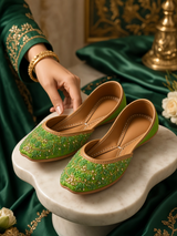 Priya - Green Khussa