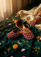 Henna - Red Velvet Khussa