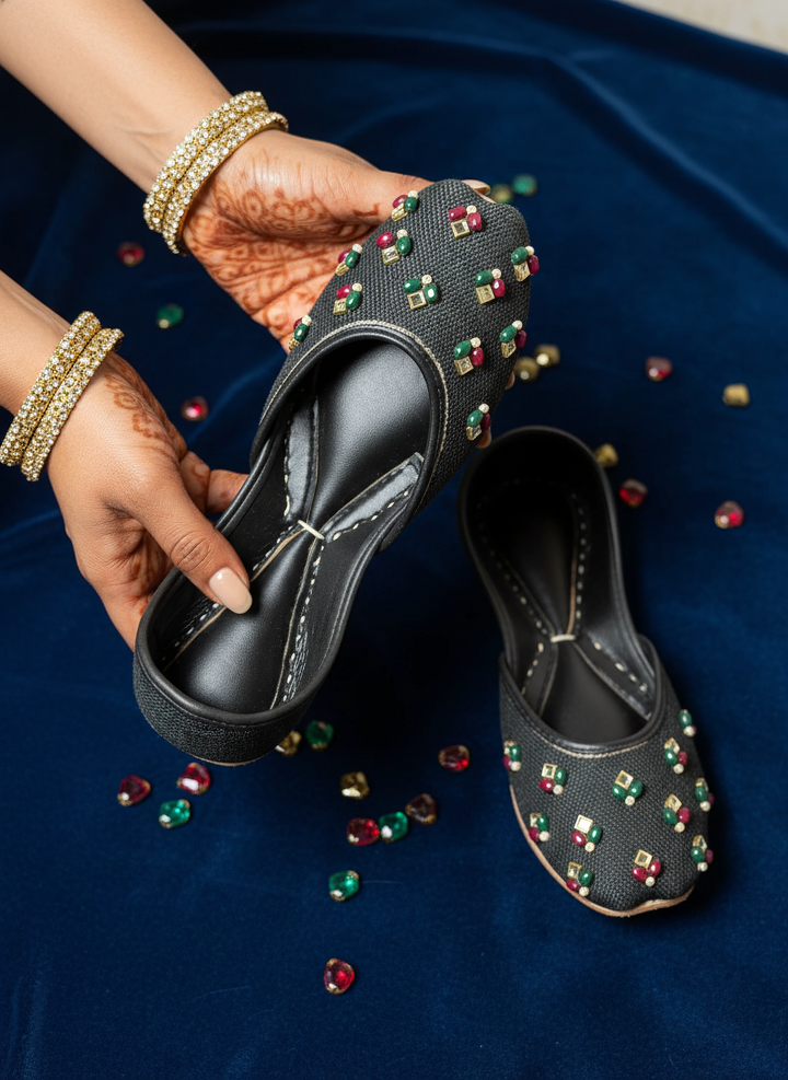 Sitara-e-Shab - Black Khussa