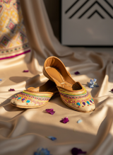 Rangoli - Beige Khussa